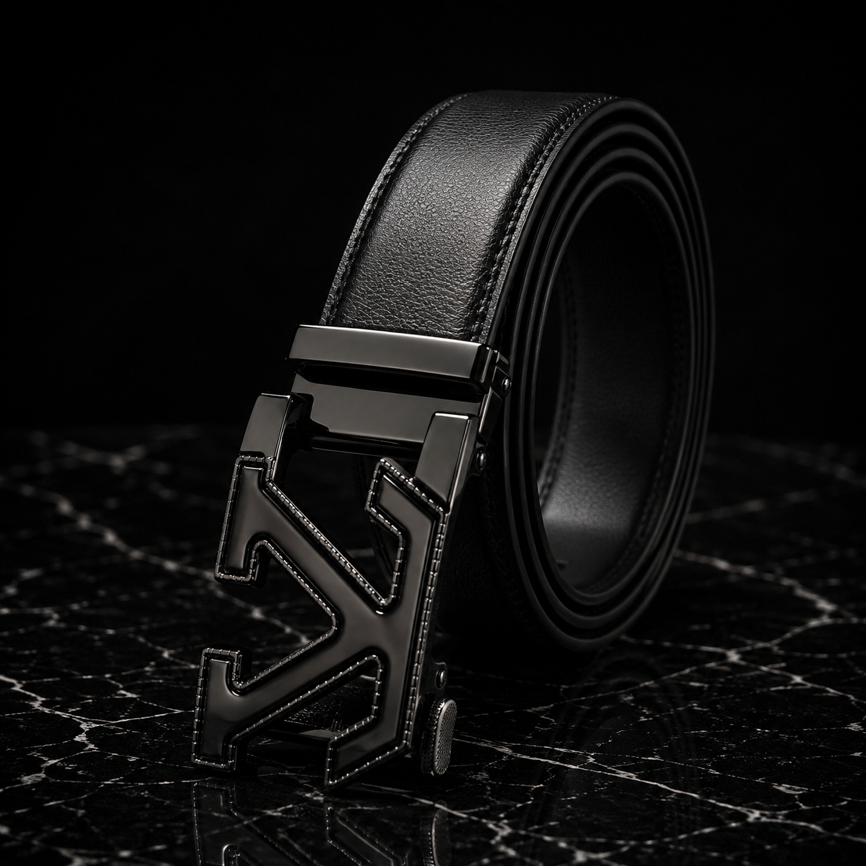 Fashion V buckle black